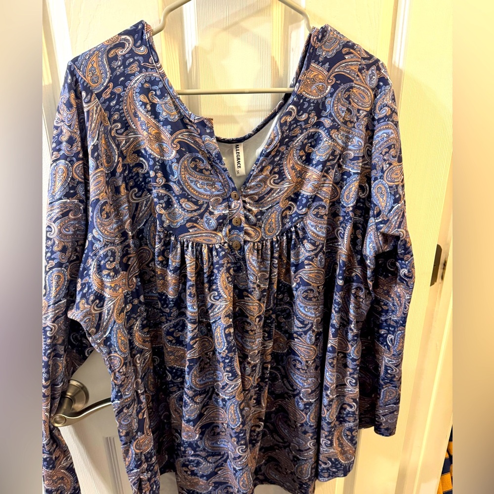 Allegrace long sleeve top